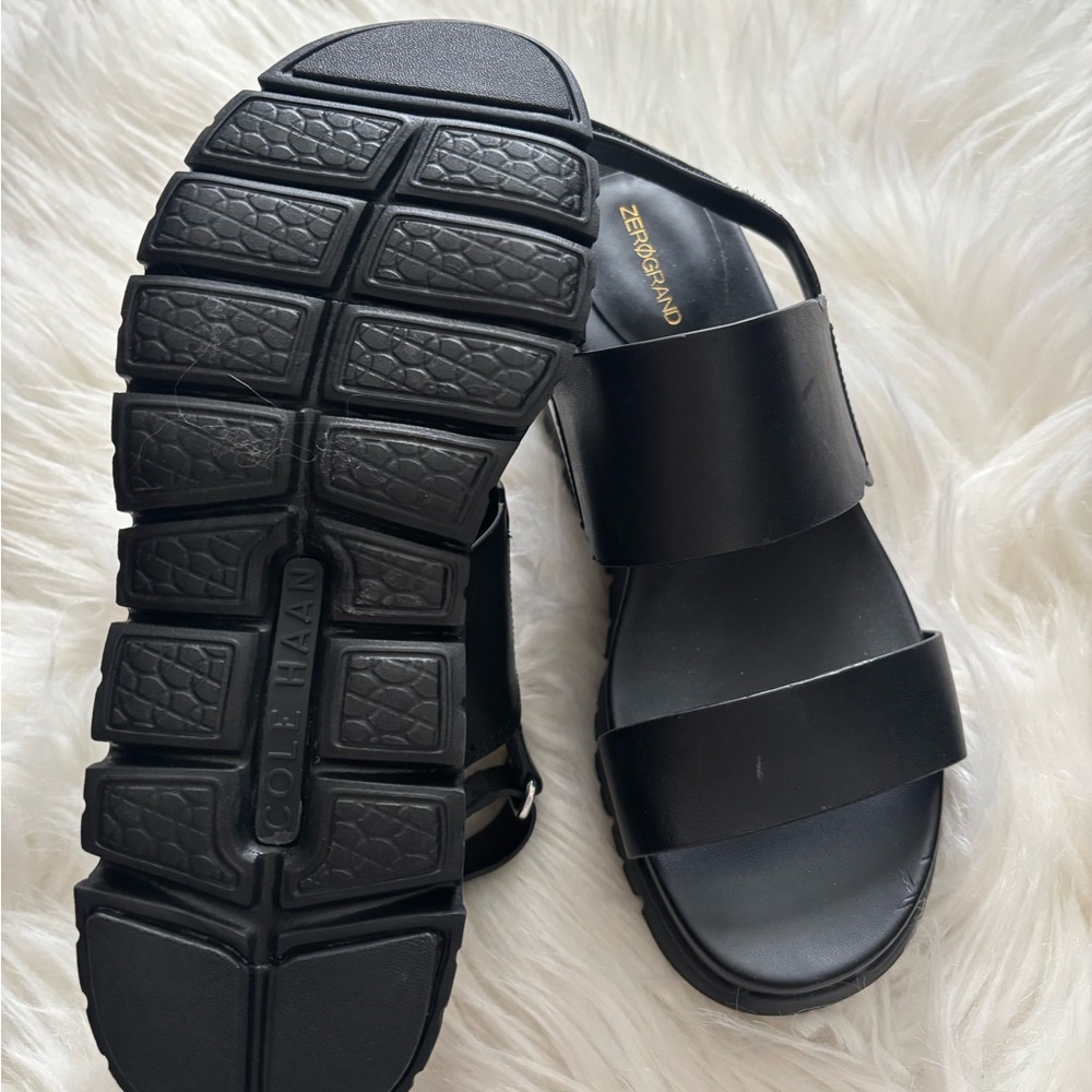 Cole Haan Black Sandals with Sleek Minimalist Design - Picture 3 of 4